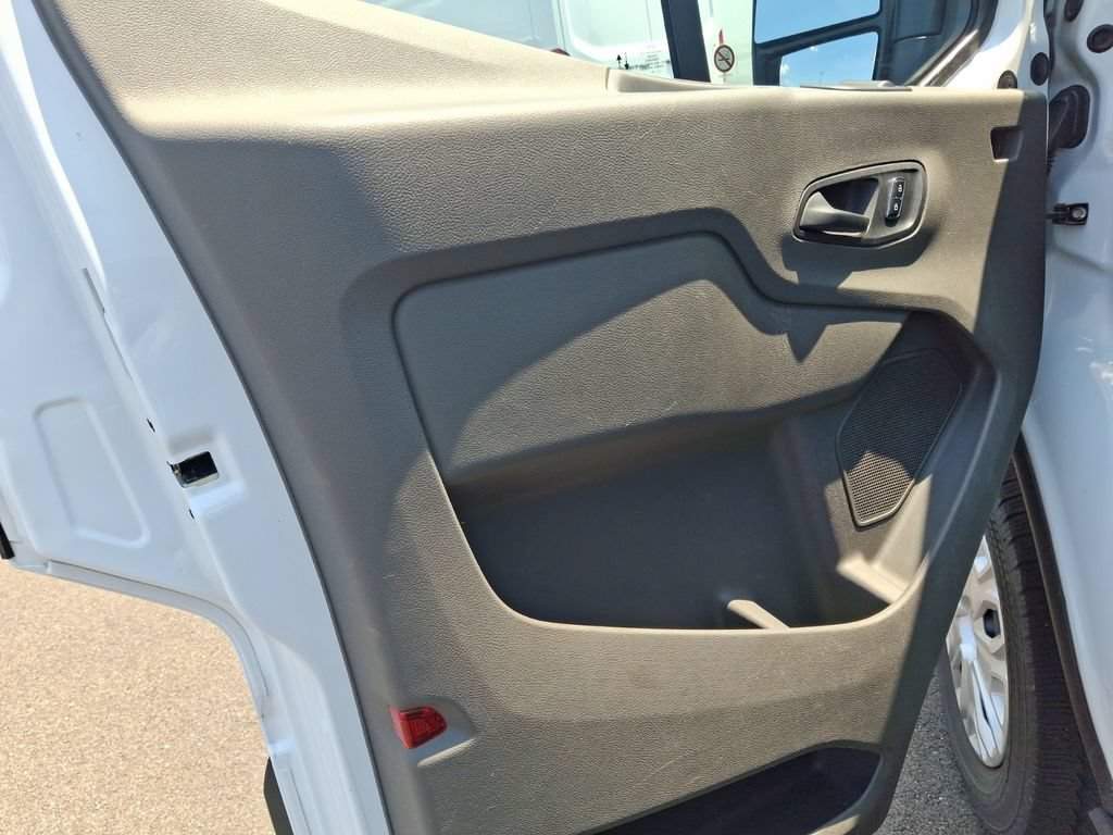 Used 2024 Ford Transit 250 Low Roof w/ Exterior Upgrade Package RWD image 13