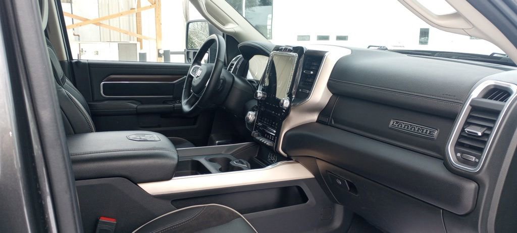 Used 2024 RAM 2500 Laramie image 12