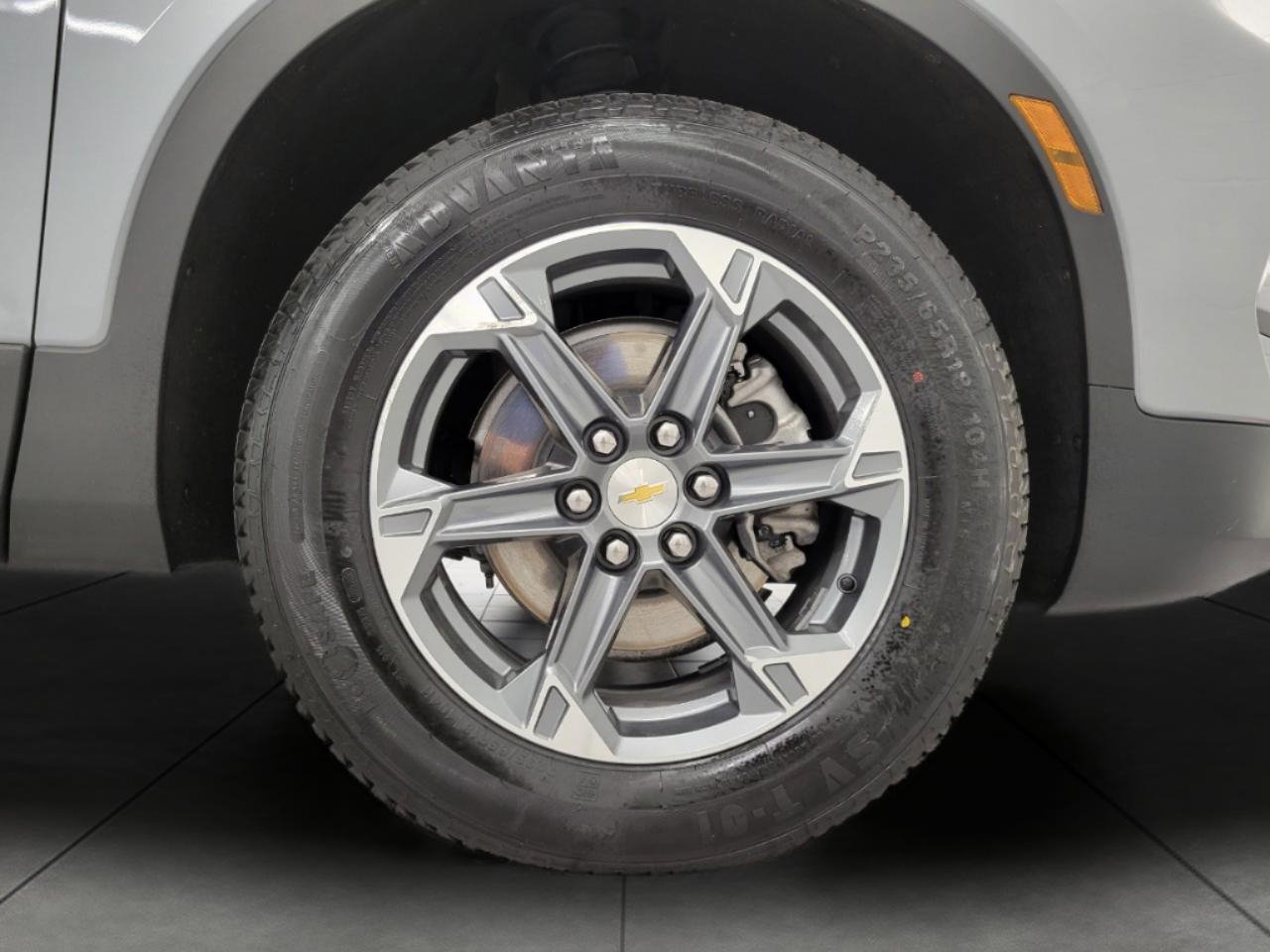 Used 2025 Chevrolet Blazer LT AWD/4WD image 4