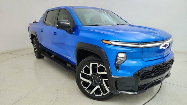 Used 2025 Chevrolet Silverado EV RST image 90