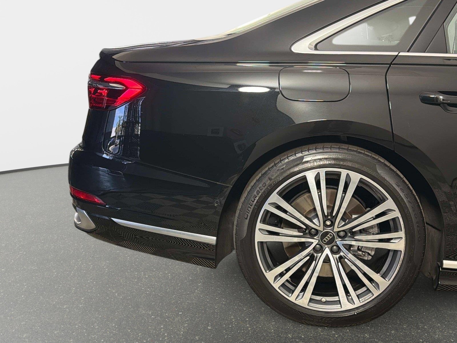 Used 2023 Audi A8 L 3.0T w/ Executive Package AWD/4WD image 20