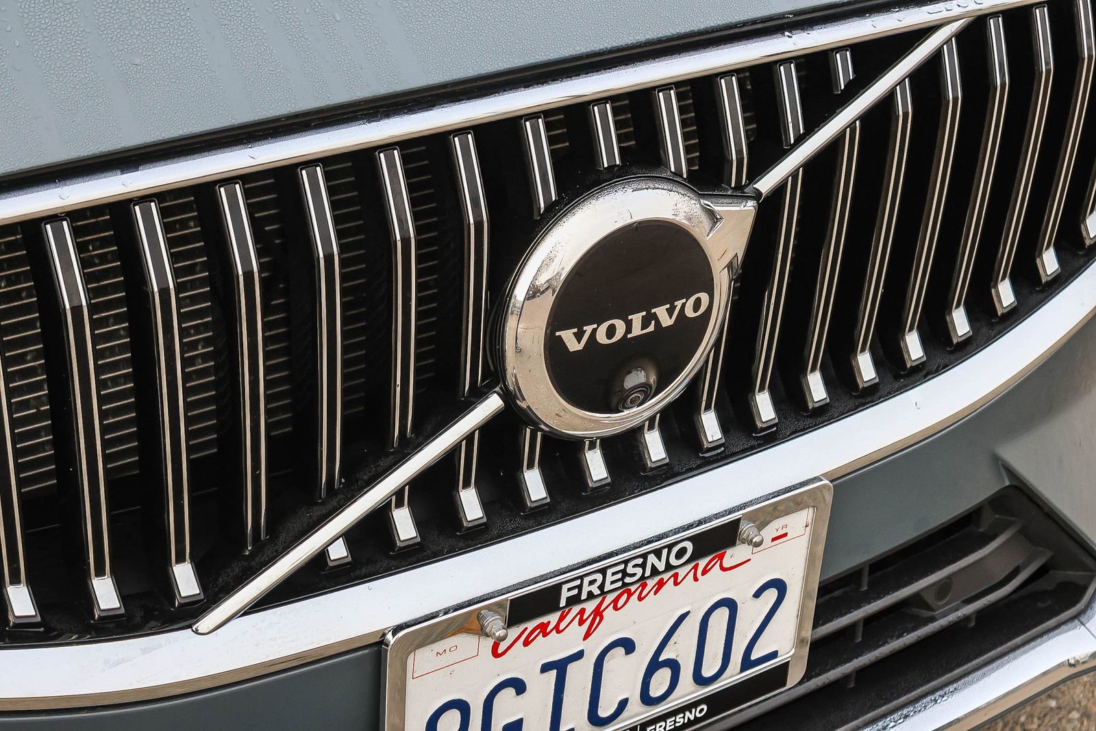 Used 2023 Volvo XC60 B5 Ultimate w/ Climate Package image 17