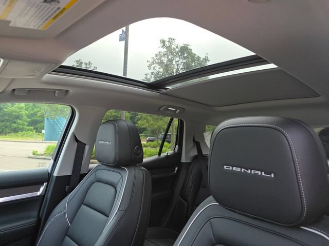 New 2027 GMC Terrain Denali AWD/4WD image 4