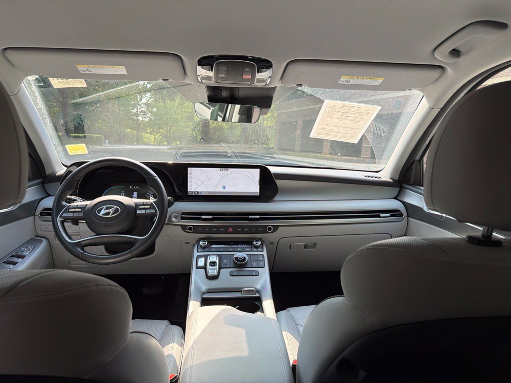 Used 2024 Hyundai Palisade SEL FWD image 17