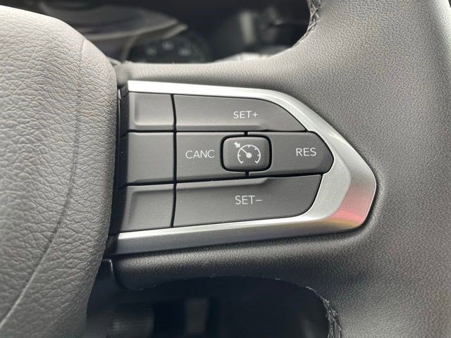 New 2026 Jeep Compass Latitude AWD/4WD image 16