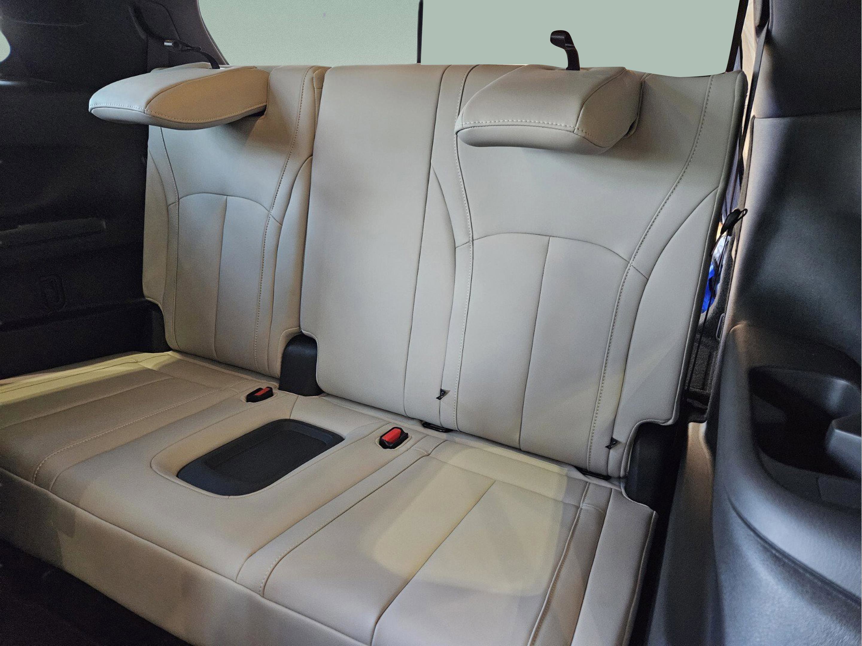 New 2026 INFINITI QX60 Autograph image 13