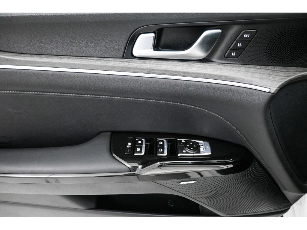 Used 2025 Kia K5 EX FWD image 16