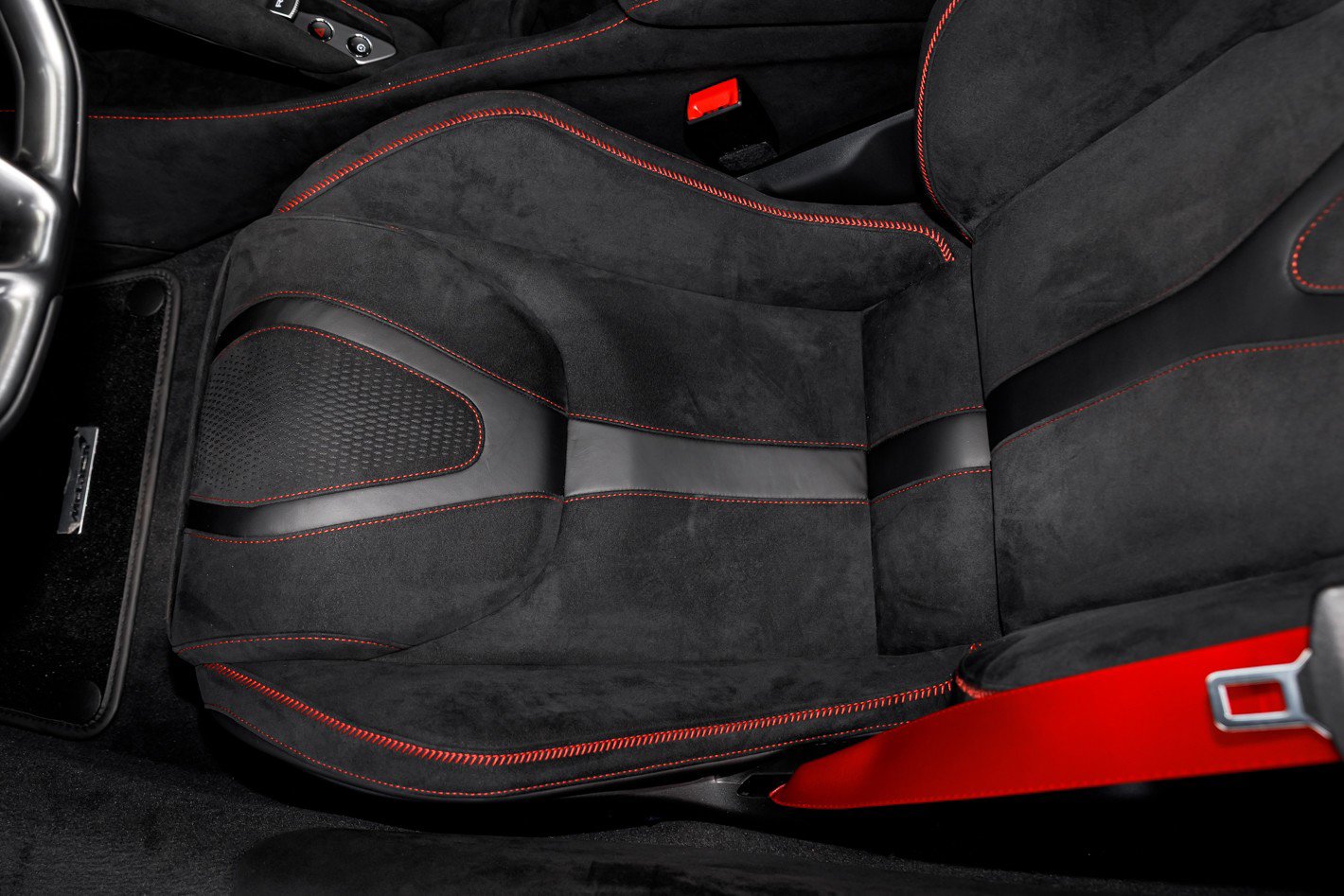 New 2026 McLaren 750S RWD image 28