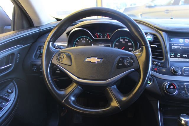 Used 2019 Chevrolet Impala LT FWD image 13
