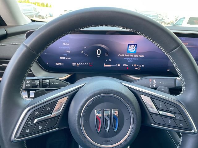 Used 2025 Buick Envision Sport Touring image 25