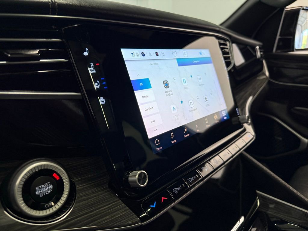 Used 2022 Jeep Wagoneer Series III w/ Premium Group I image 36