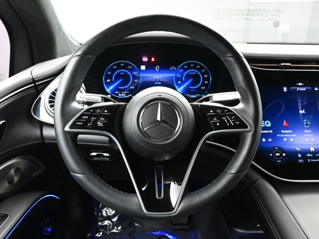 Used 2023 Mercedes-Benz EQS 580 4MATIC SUV image 31