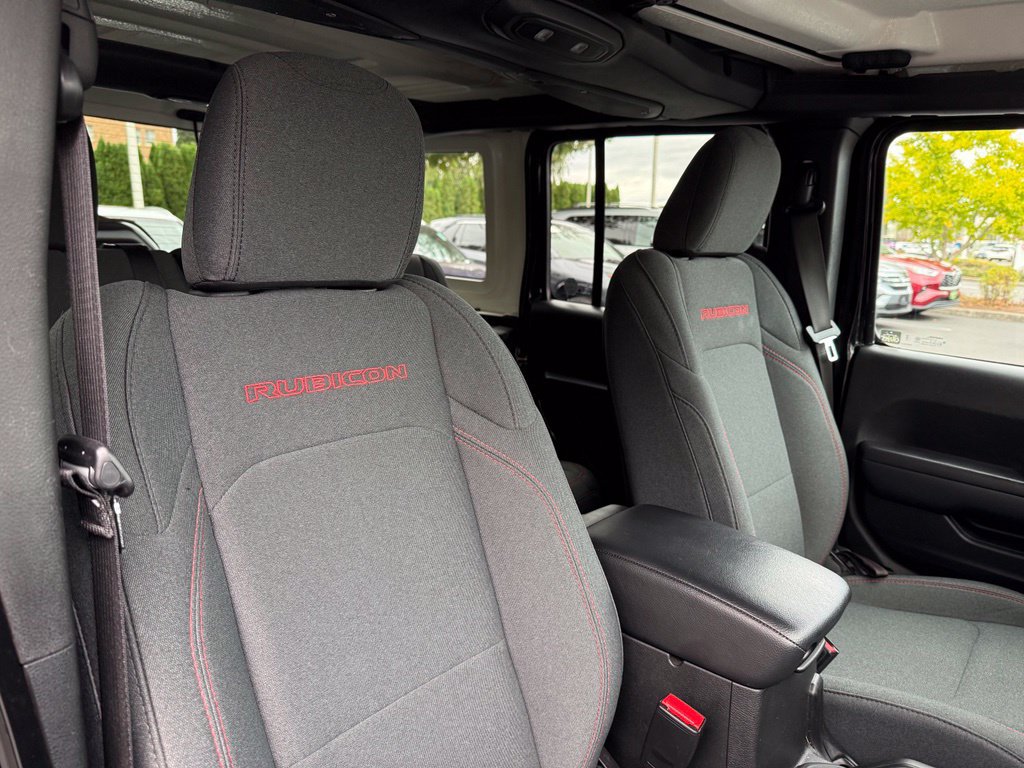 Used 2024 Jeep Wrangler Unlimited Rubicon w/ Convenience Group AWD/4WD image 22
