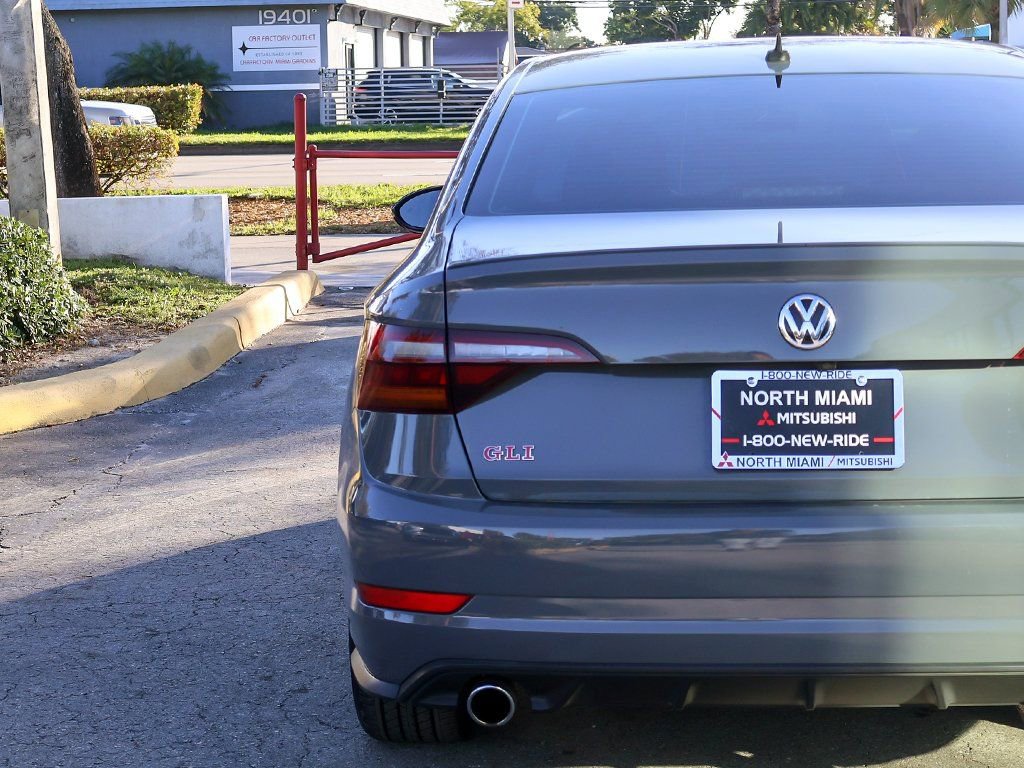 Used 2019 Volkswagen Jetta GLI image 13
