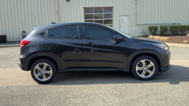 Used 2018 Honda HR-V LX image 3