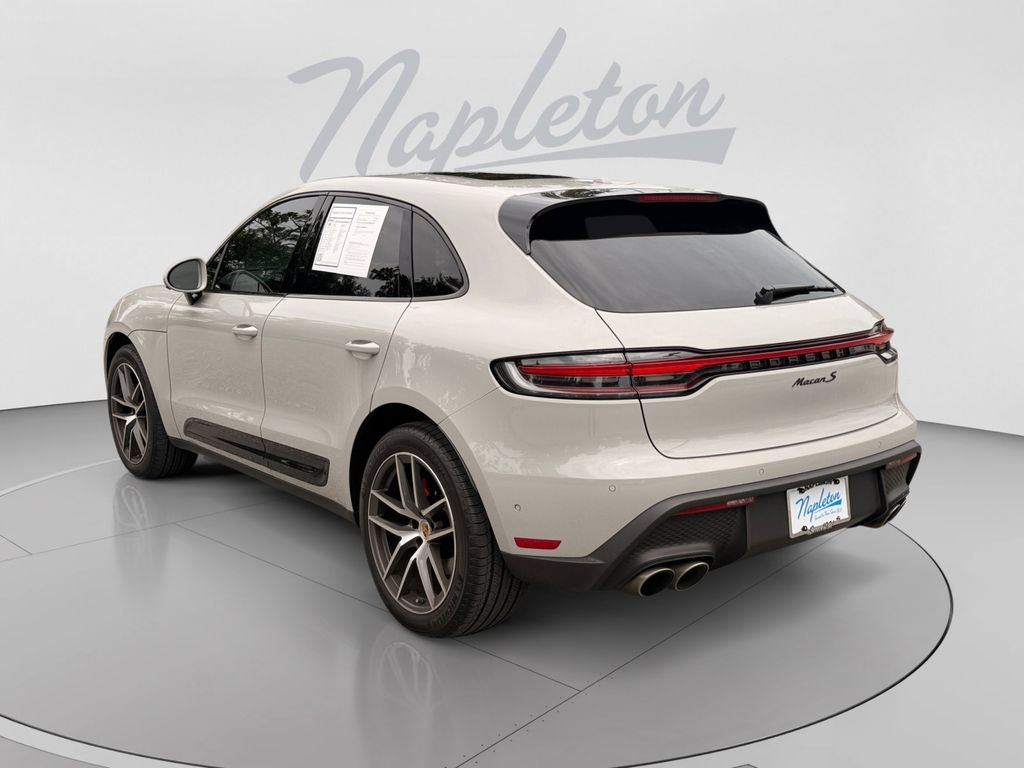 Used 2023 Porsche Macan S AWD/4WD image 3