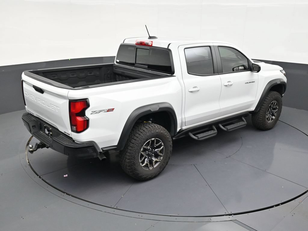 Used 2025 Chevrolet Colorado ZR2 AWD/4WD image 16