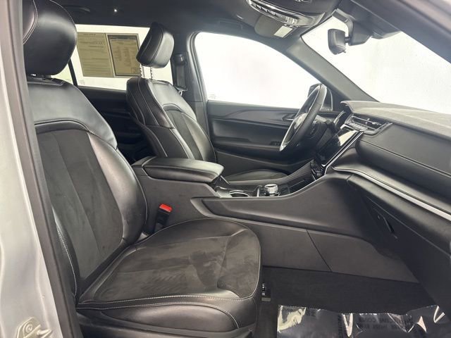 Used 2024 Jeep Grand Cherokee L Laredo image 26