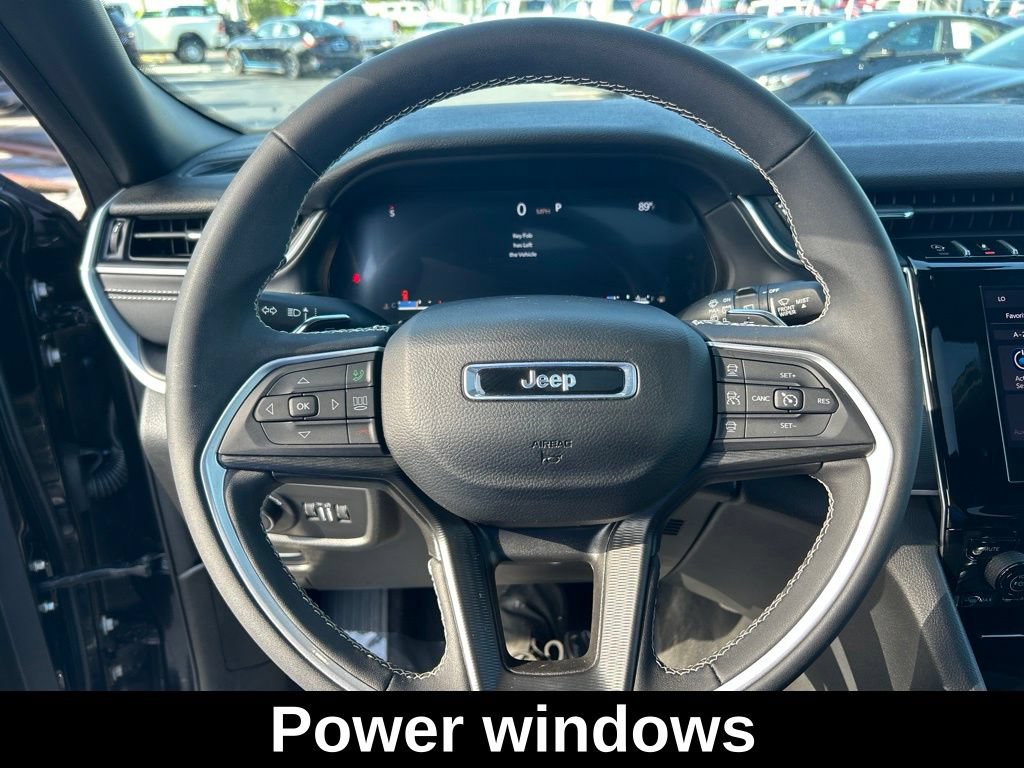 Used 2024 Jeep Grand Cherokee L Laredo AWD/4WD image 17