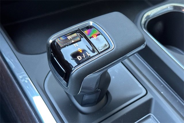 New 2026 GMC Sierra 1500 SLT w/ SLT Convenience Package image 25