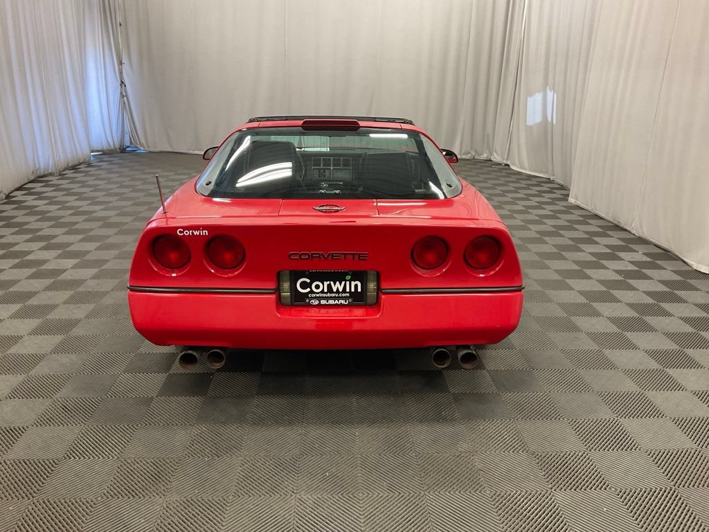 Used 1989 Chevrolet Corvette Coupe RWD image 6
