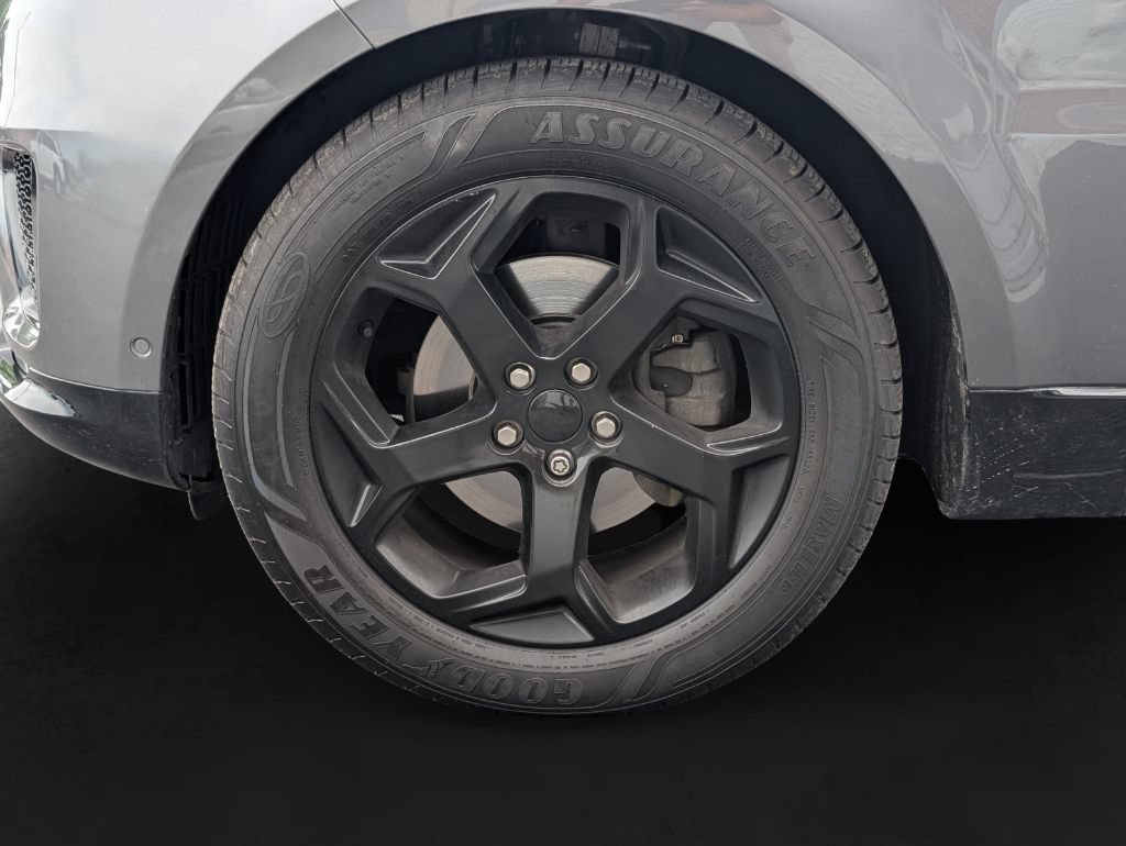 Used 2018 Land Rover Range Rover Sport HSE AWD/4WD image 26