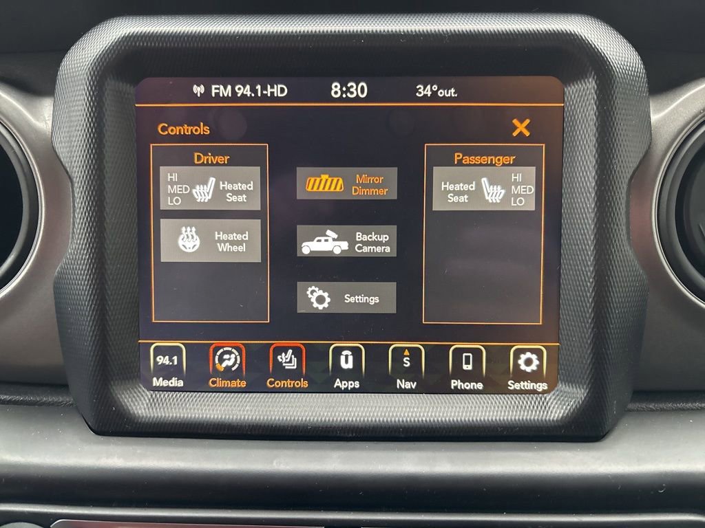 Used 2022 Jeep Gladiator Willys image 16