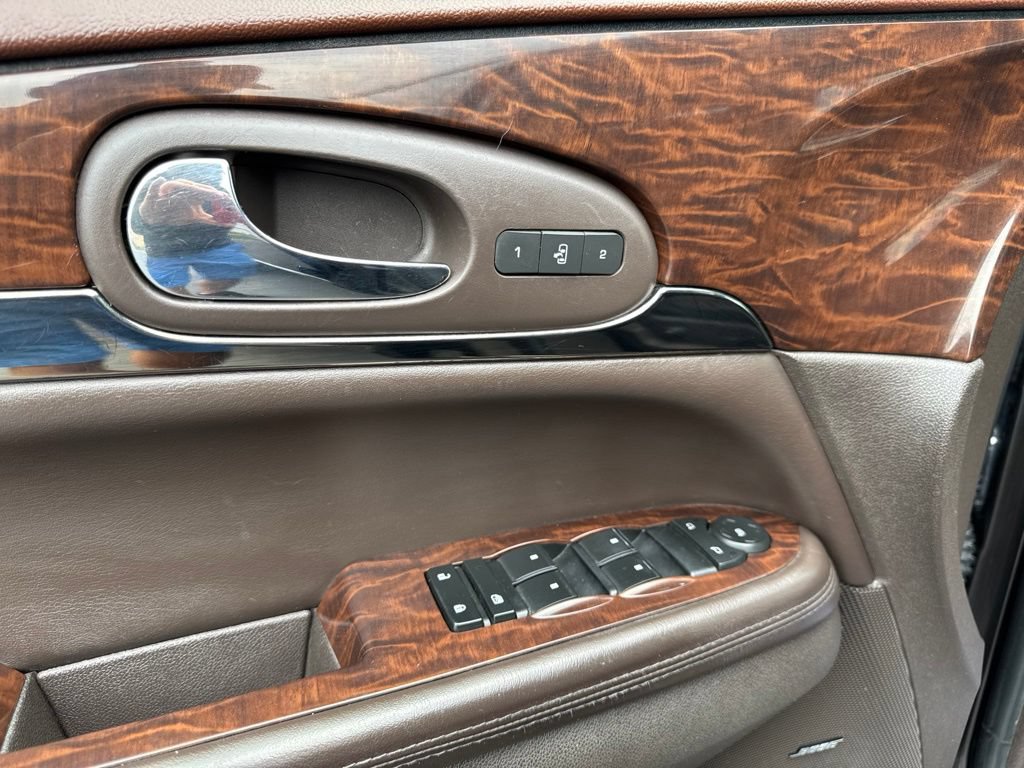 Used 2014 Buick Enclave Leather w/ Trailering Provision Package FWD image 12