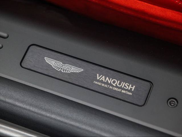 Used 2025 Aston Martin Vanquish RWD image 29