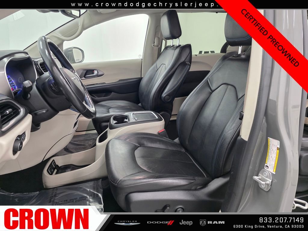 Certified 2021 Chrysler Pacifica Touring-L image 23