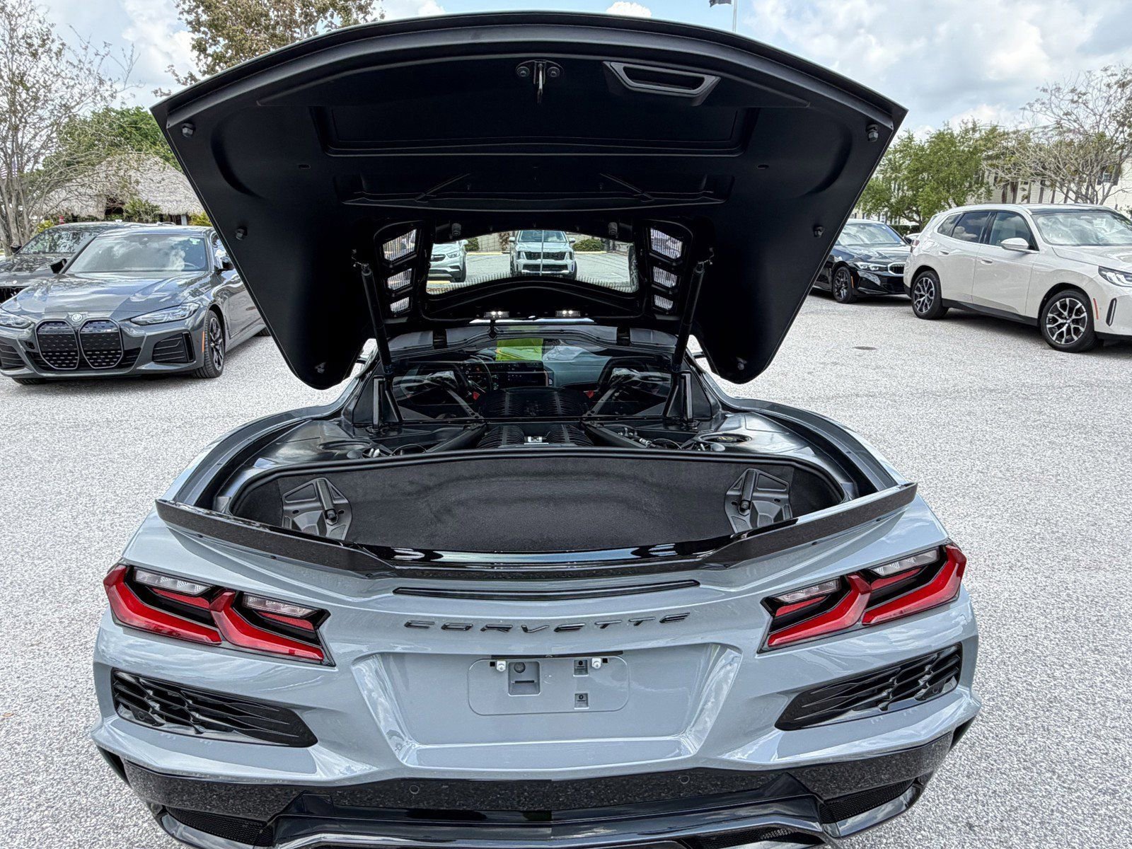 Used 2025 Chevrolet Corvette Z06 w/ Stealth Interior Trim Package image 11