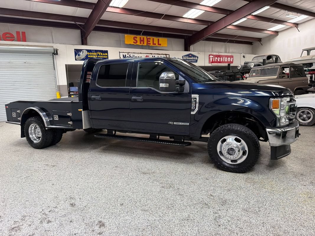 Used 2021 Ford F350 XLT w/ XLT Value Package AWD/4WD image 10
