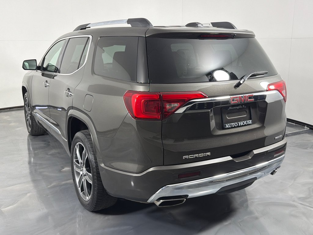 Used 2019 GMC Acadia Denali w/ Technology Package AWD/4WD image 7