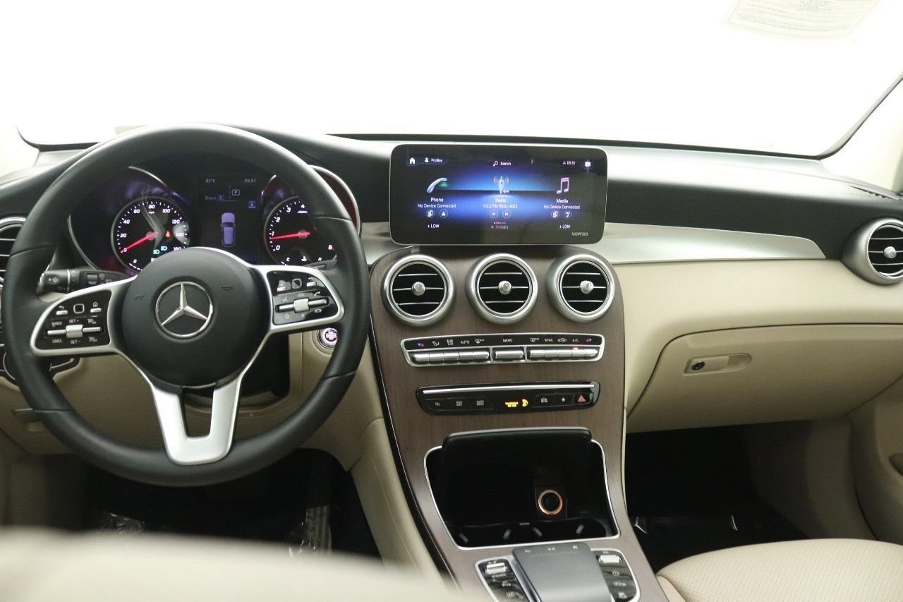 Certified 2022 Mercedes-Benz GLC 300 image 9