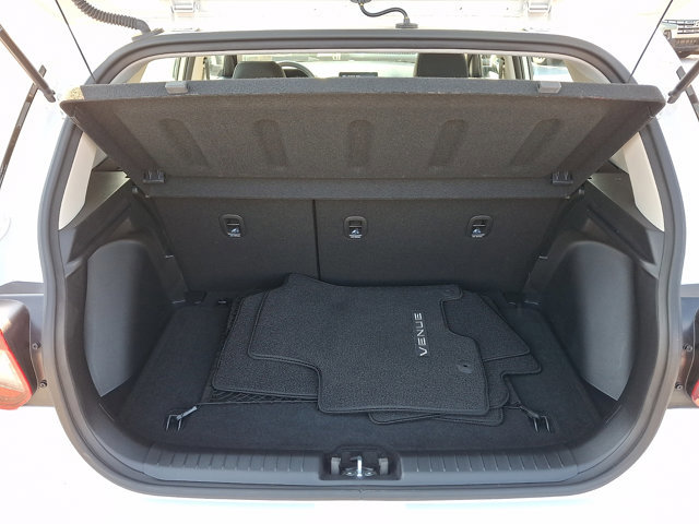 Certified 2024 Hyundai Venue SEL image 28