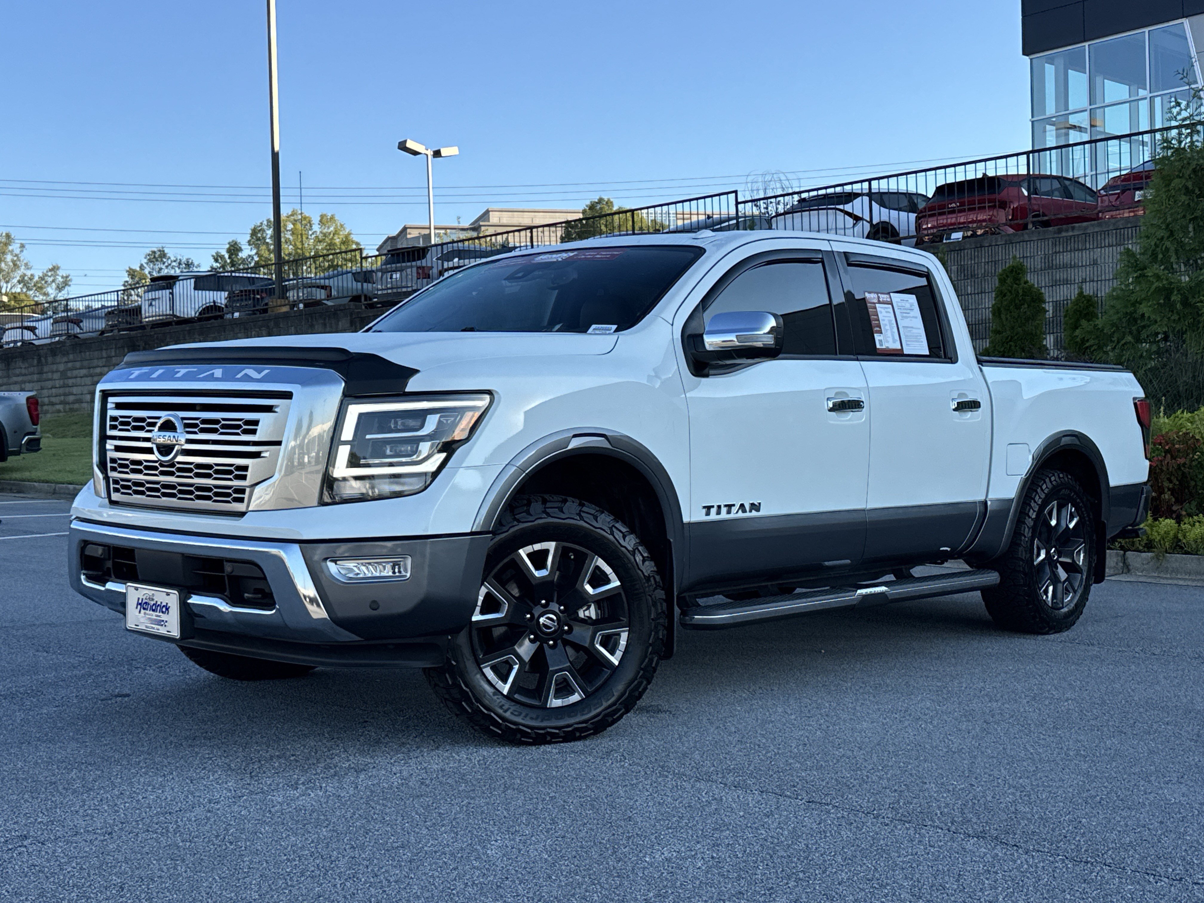 Used 2021 Nissan Titan Platinum Reserve w/ Moonroof Package RWD image 5