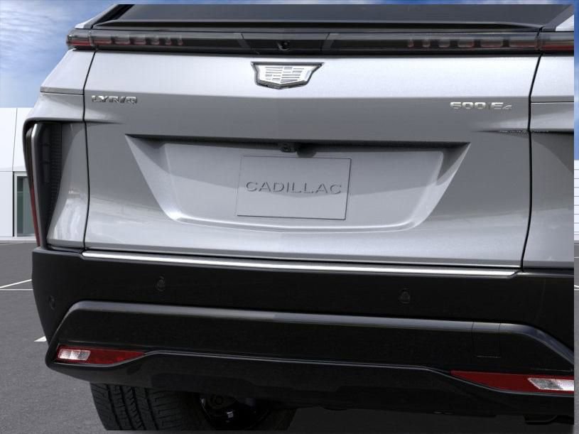 New 2026 Cadillac Lyriq Premium Luxury w/ LPO, Floor Liner Package AWD/4WD image 14