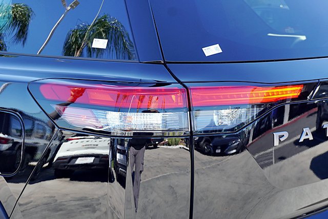 New 2026 Nissan Pathfinder SV FWD image 8
