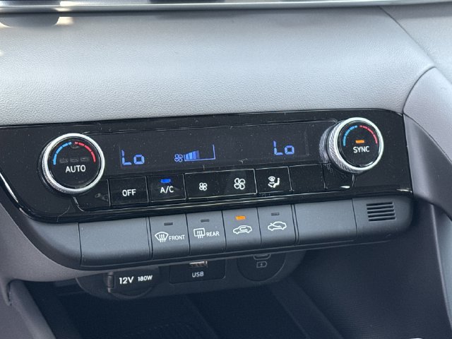 New 2026 Hyundai Elantra Sport FWD image 32