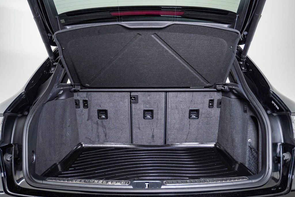 Certified 2023 Porsche Macan GTS image 28