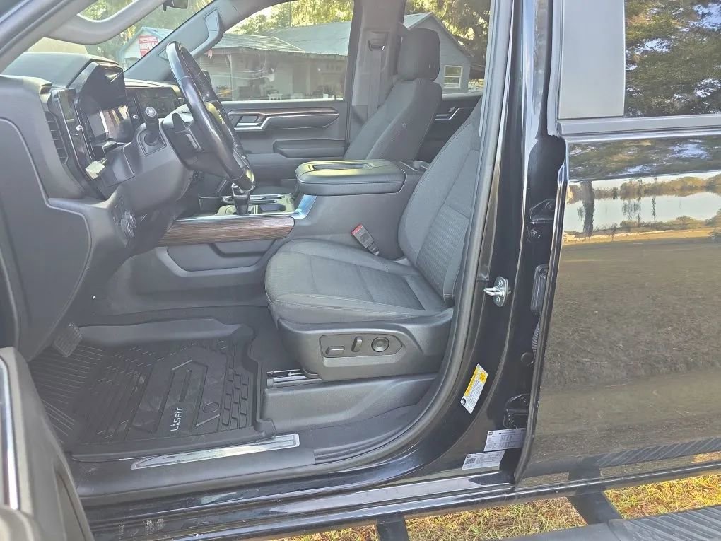 Used 2022 Chevrolet Silverado 1500 RST image 12