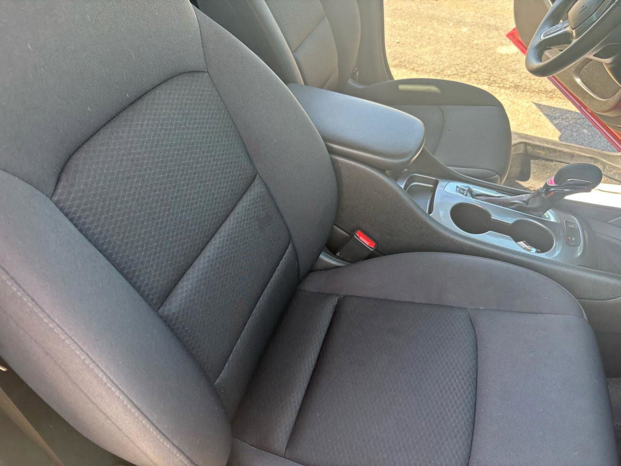 Used 2025 Chevrolet Malibu RS image 41