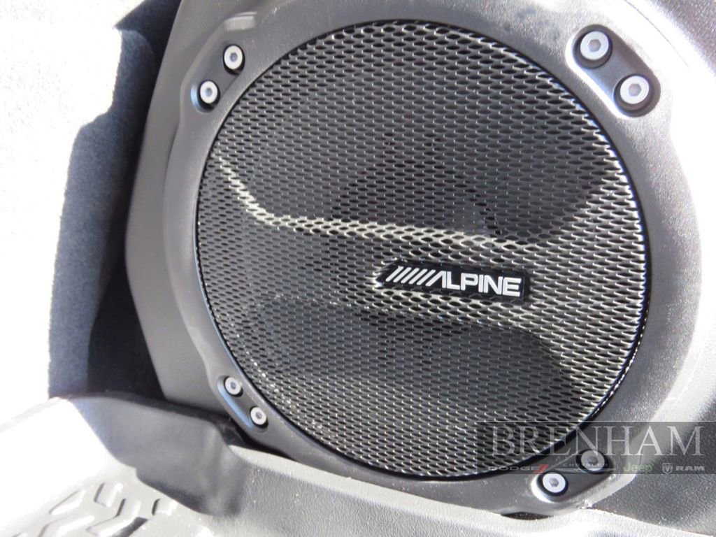 Used 2019 Jeep Wrangler Unlimited Sahara image 19