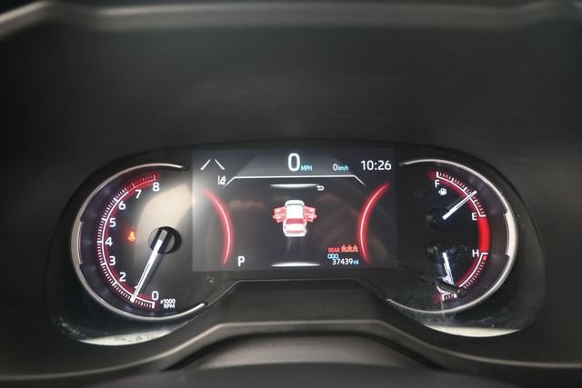 Used 2024 Toyota RAV4 LE FWD image 8