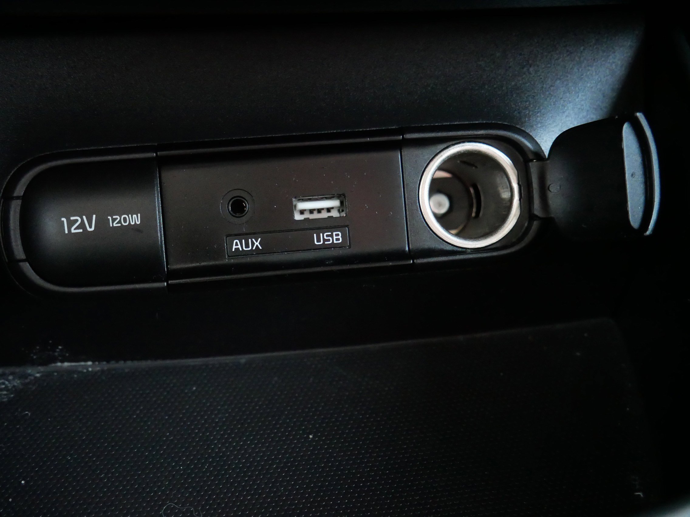 Used 2018 Kia Soul + image 31