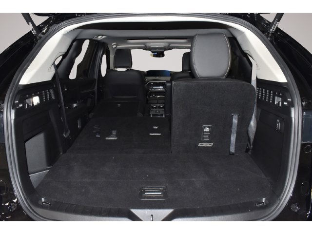 Used 2025 MAZDA CX-90 3.3 Turbo w/ Preferred Package AWD/4WD image 19