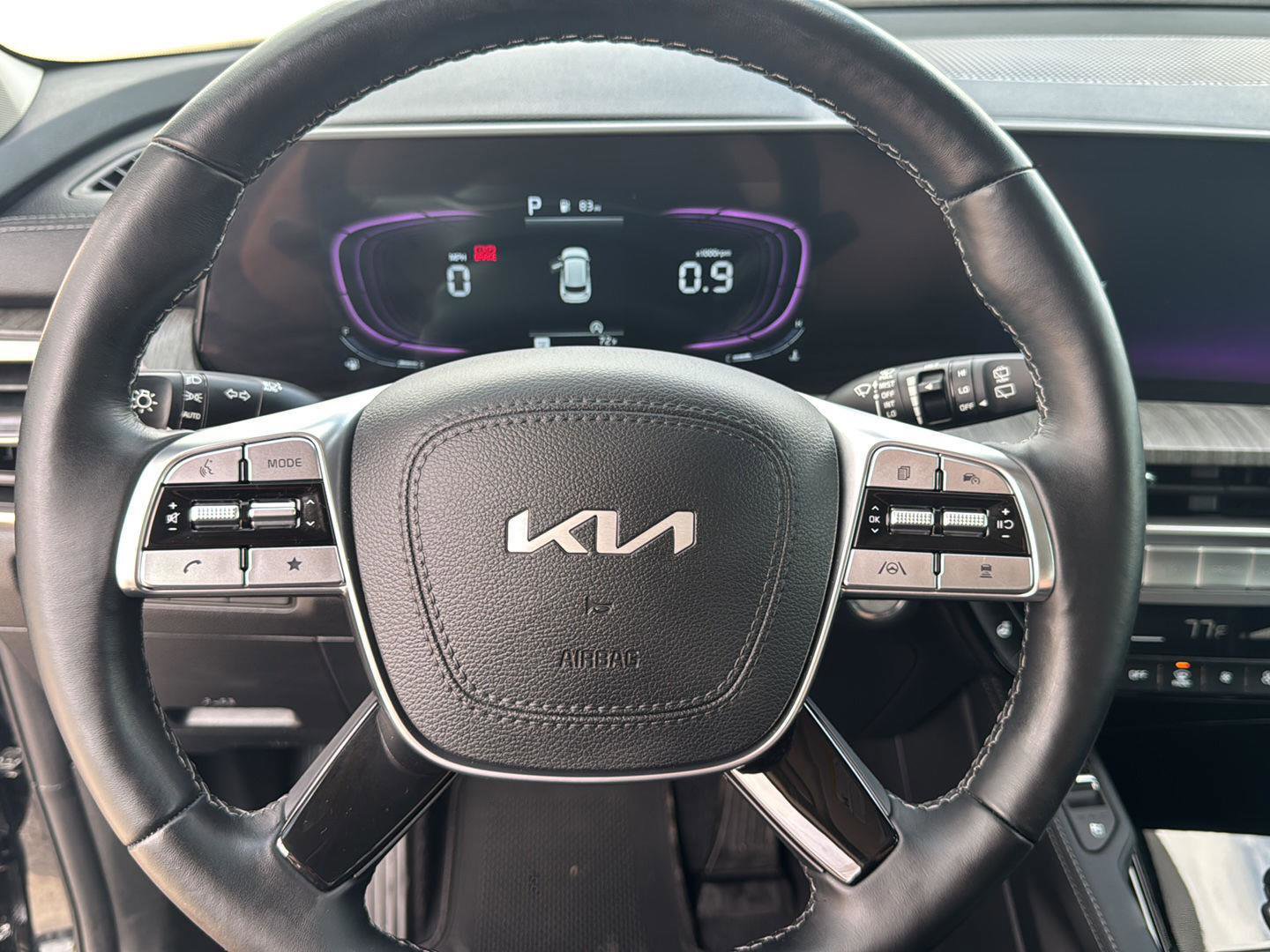 Used 2025 Kia Telluride EX AWD/4WD image 18