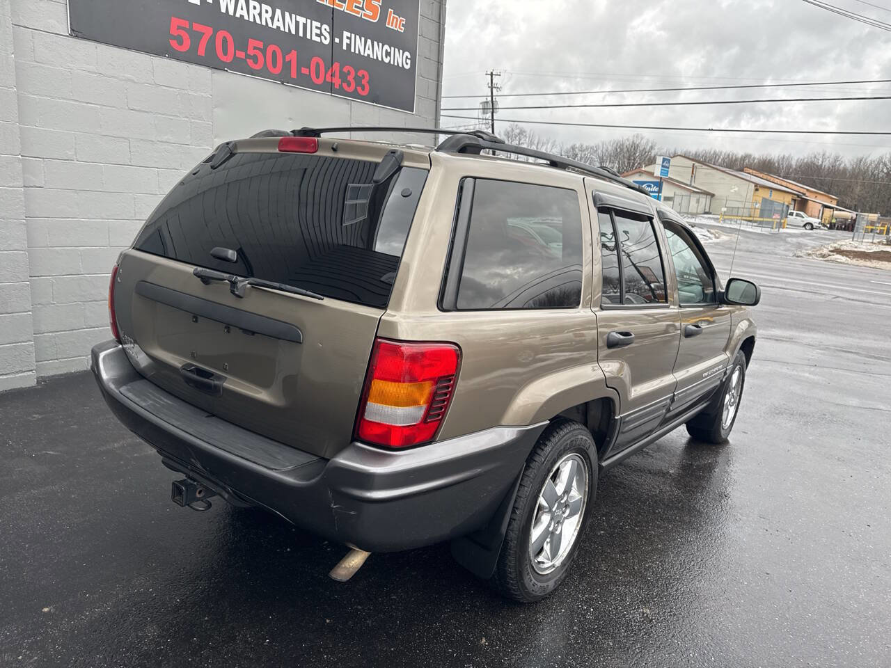 Used 2004 Jeep Grand Cherokee Laredo w/ Trailer Tow Prep Group image 8
