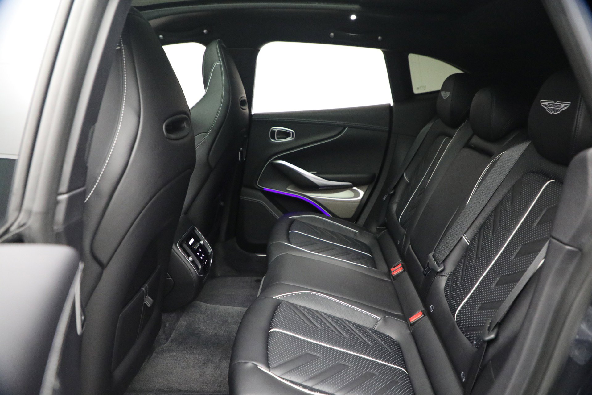 New 2026 Aston Martin DBX S image 25