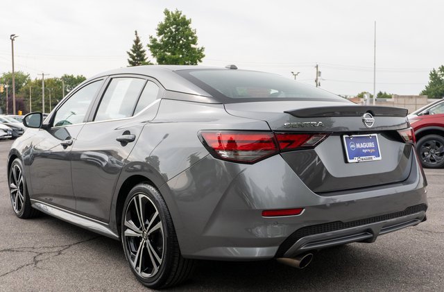 Certified 2023 Nissan Sentra SR FWD image 9